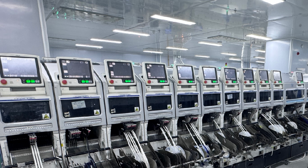 Fuji NXT pick-and-place machine